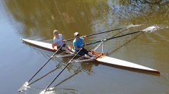 Antonia_und_Karin_im_Doppelzweier-2.jpg